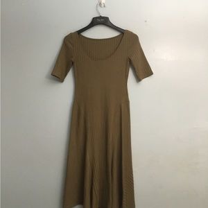 Theory Green A-Line Scoop Neck Midi Dress